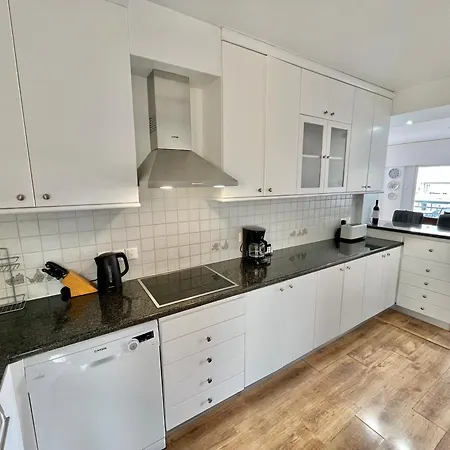 Shiny Blue Appartement