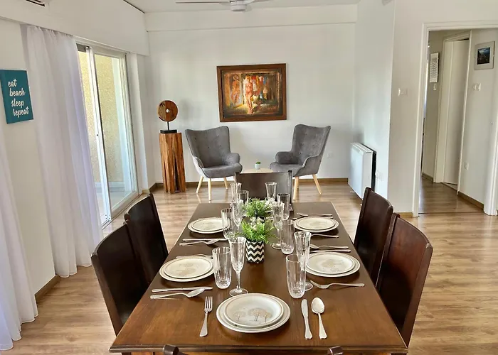 Shiny Blue Apartament